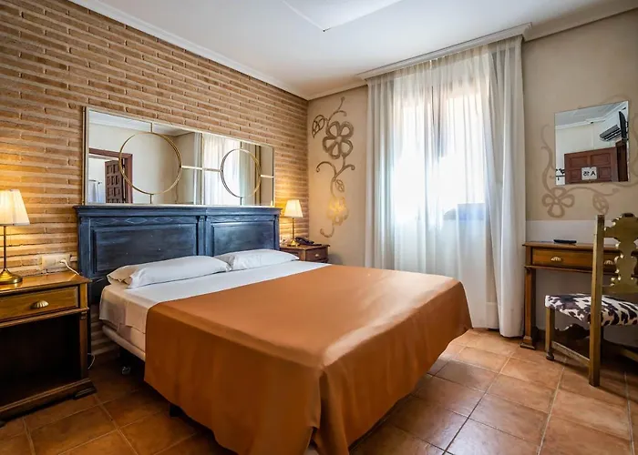 YIT Puerta BisagraHostal